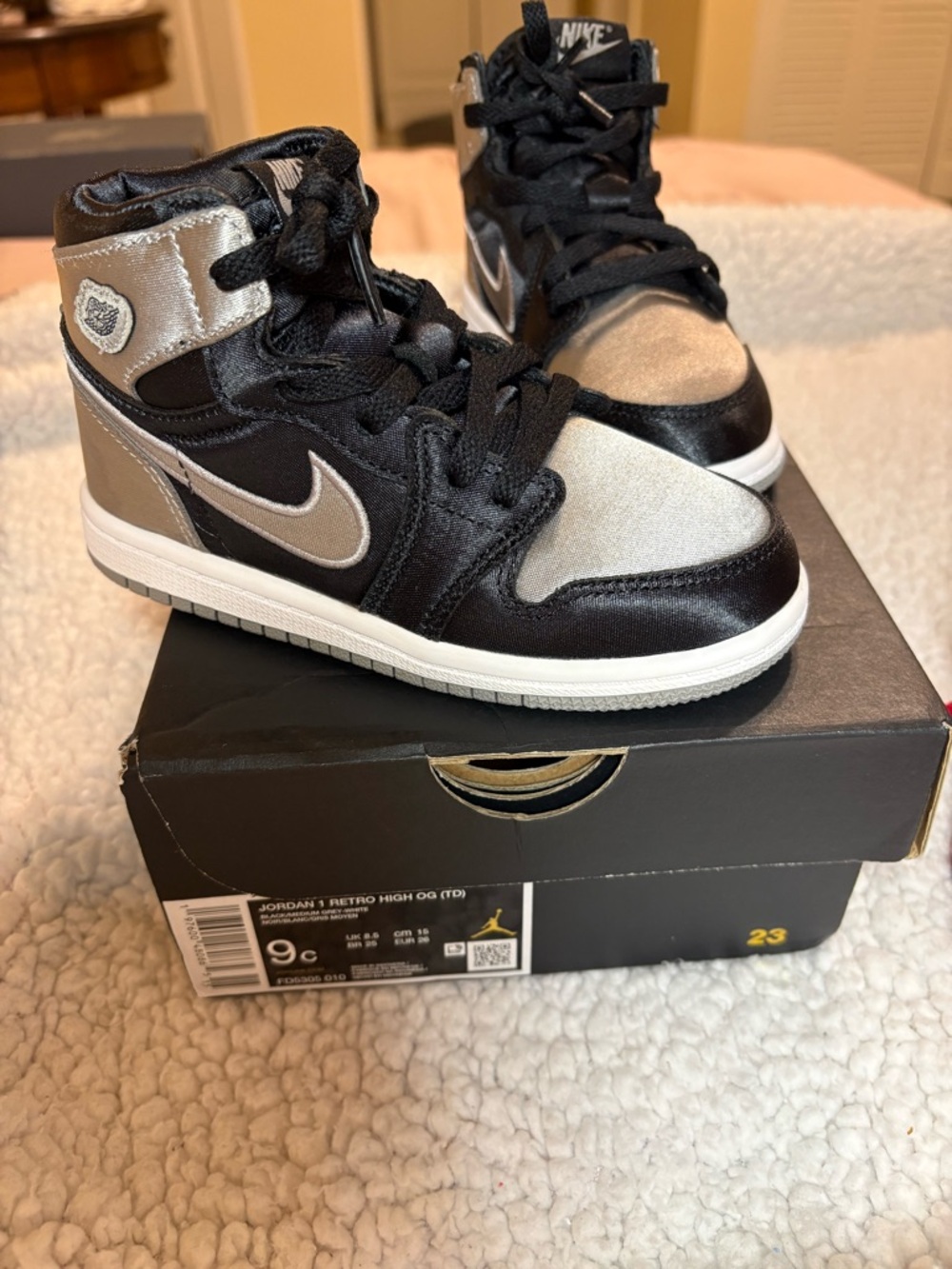Jordan Kids High-Top Sneakers in Black and Metallic Gray